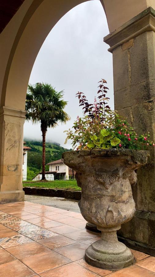 La Venta De Miyares - Casa De Indianos Hotel Pilona ภายนอก รูปภาพ