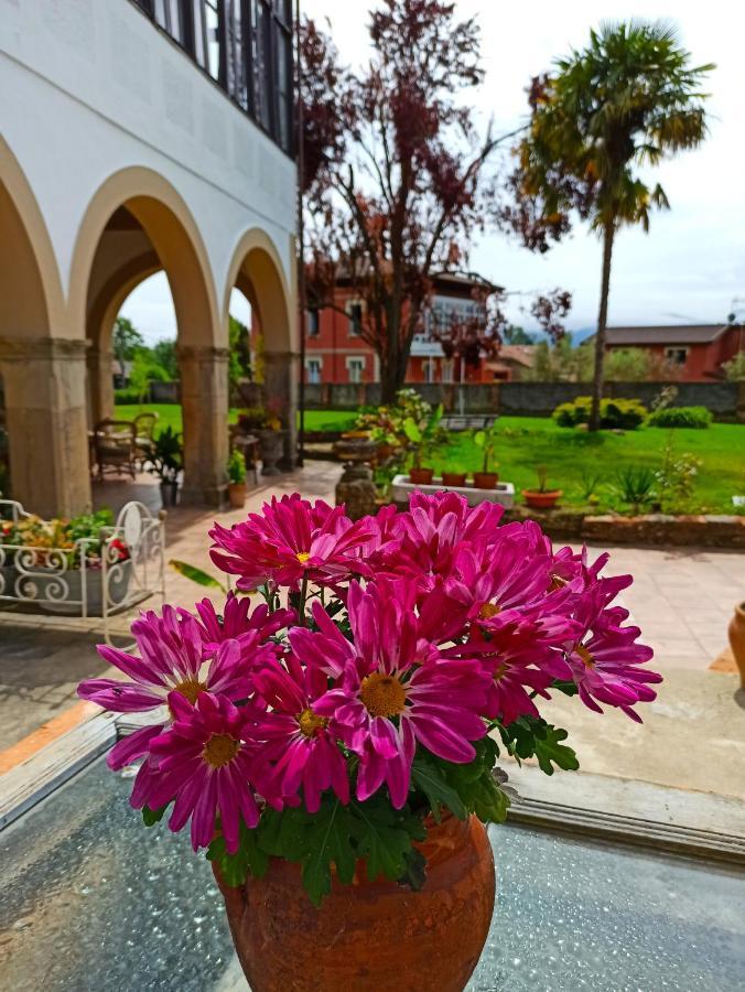 La Venta De Miyares - Casa De Indianos Hotel Pilona ภายนอก รูปภาพ
