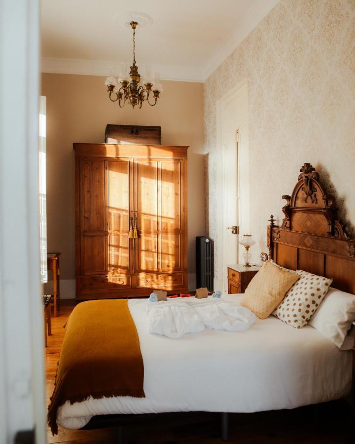 La Venta De Miyares - Casa De Indianos Hotel Pilona ภายนอก รูปภาพ
